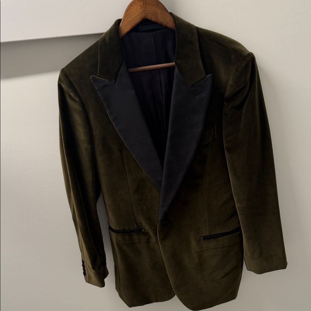 Suitsupply Men's Olive Velvet Dinner Jacket